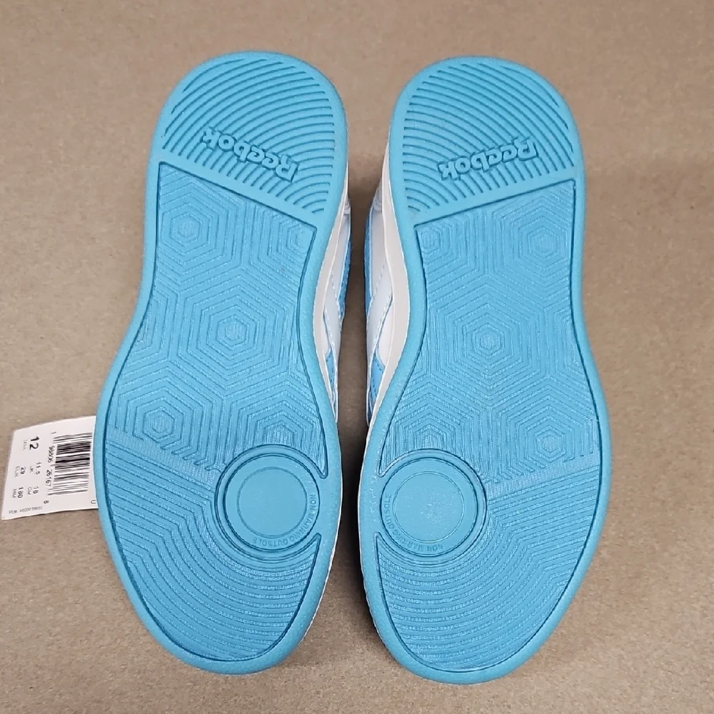 Reebok Kids Sneakers in White and Light Blue - Picture 5 of 11